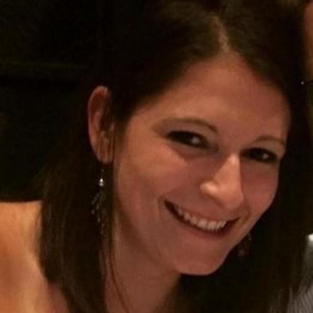Meet your Posher, Leanne
